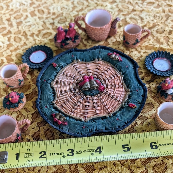 Miniature Resin 11 PC Christmas Cardinal Tea Set 1990's - Picture 4 of 10